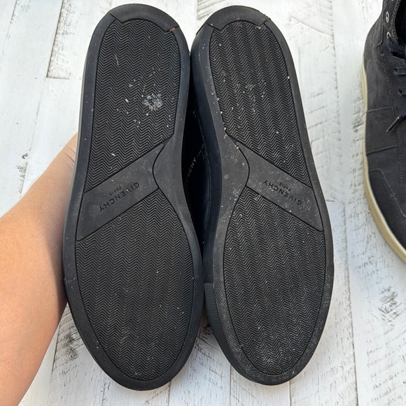 Givenchy Men’s black snickers. Size 42 - Picture 6 of 6